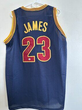 LEBRON JAMES SIGNED CLEVELAND CAVS AUTOGRAPHED CUSTOM JERSEY W/COA - XL - 1025
